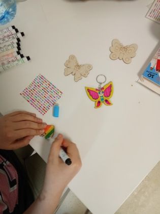 Dzień Matki - ozdoby wykonane przez uczni&oacute;w